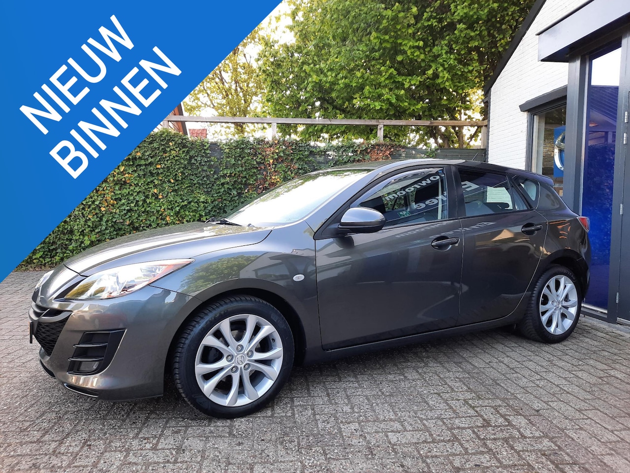Mazda 3 - 1.6 Business trekhaak, 17" LMV - AutoWereld.nl