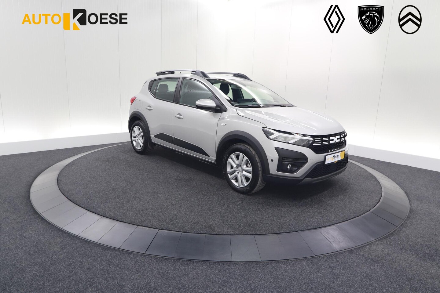 Dacia Sandero Stepway - TCe 90 Expression | Camera | Dodehoekdetectie | Navigatie - AutoWereld.nl