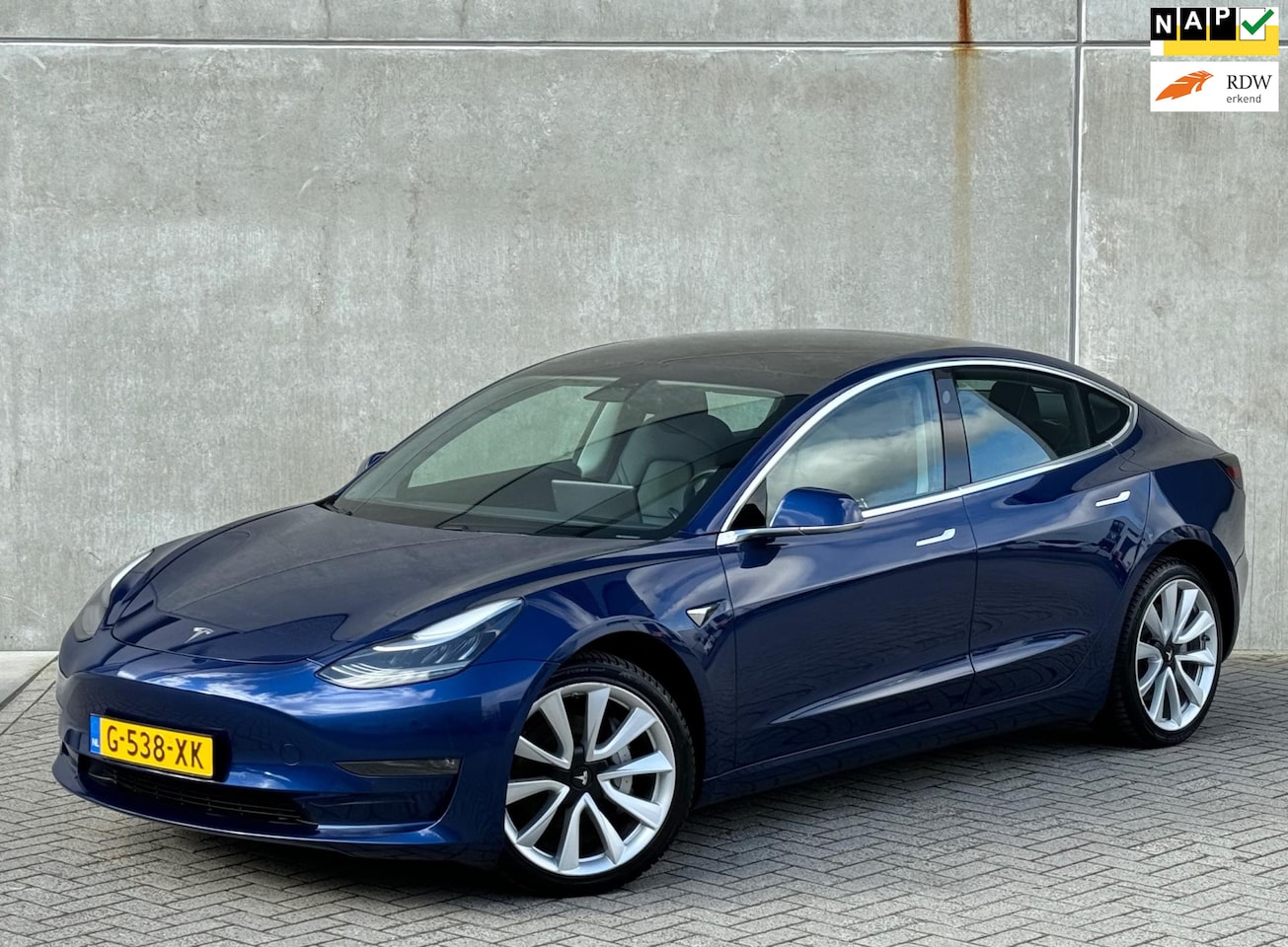 Tesla Model 3 - Long Range RWD Long Range AWD 75 kWh 2019 Blauw AUTOPILOT|19" - AutoWereld.nl