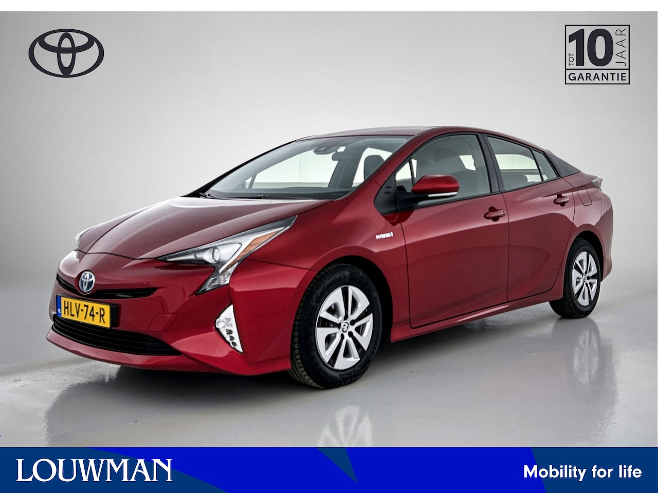 Toyota Prius - 1.8 Dynamic Limited | Navigatie - AutoWereld.nl