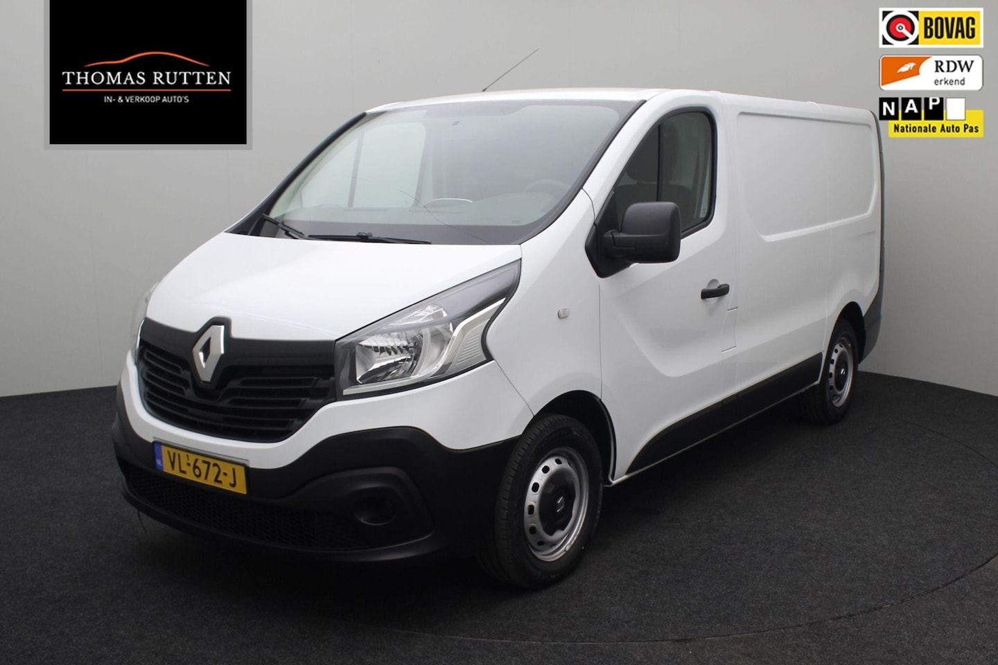 Renault Trafic - 1.6 dCi T27 L1H1 Comfort 2015 | Airco | Cruise Control | Navigatie | Parkeersensoren | Boe - AutoWereld.nl
