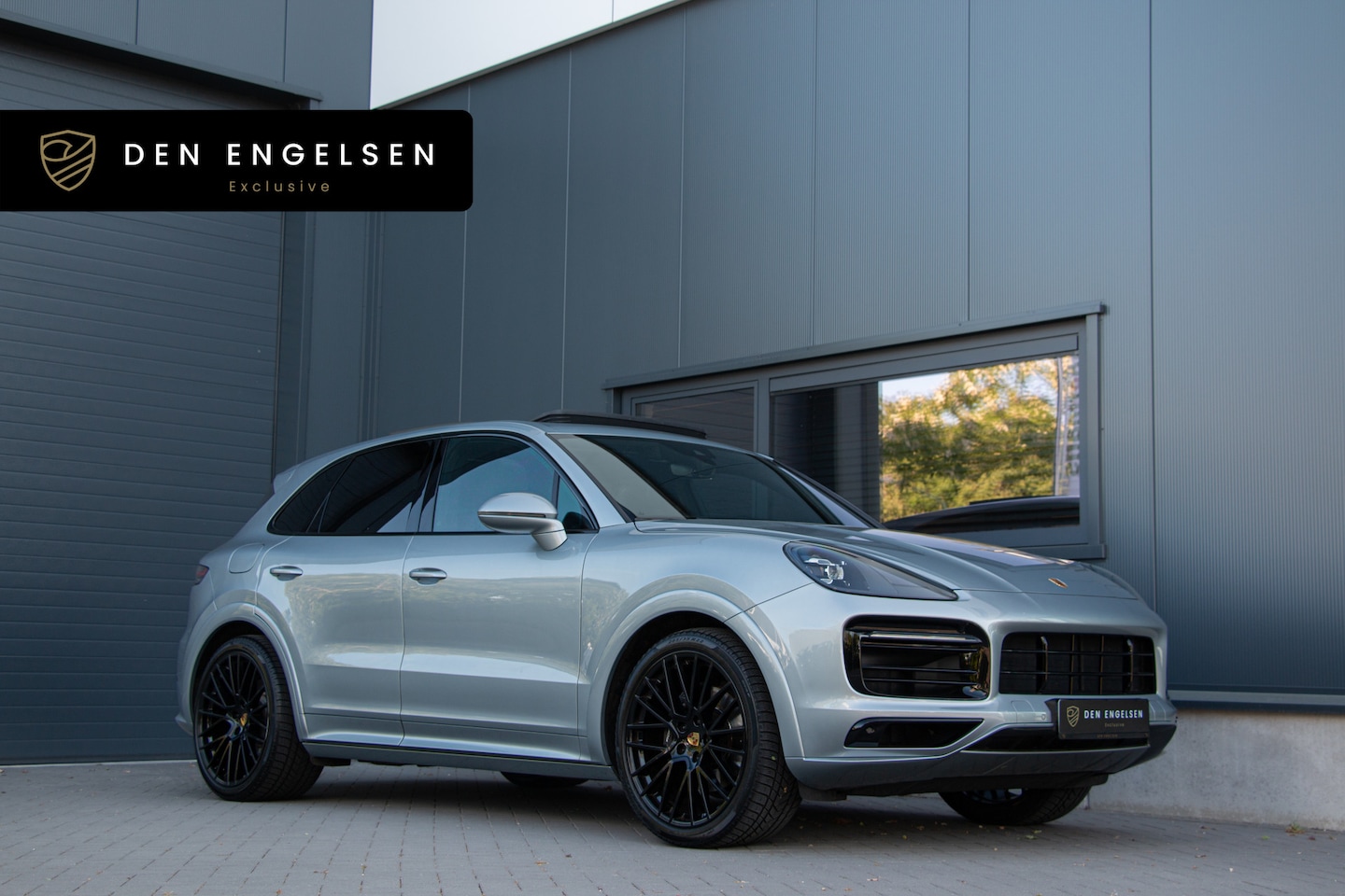 Porsche Cayenne - 3.0 E-Hybrid 462PK | Sportdesign | Sportuitlaat | Pano | PASM Luchtvering | Softclose | Me - AutoWereld.nl