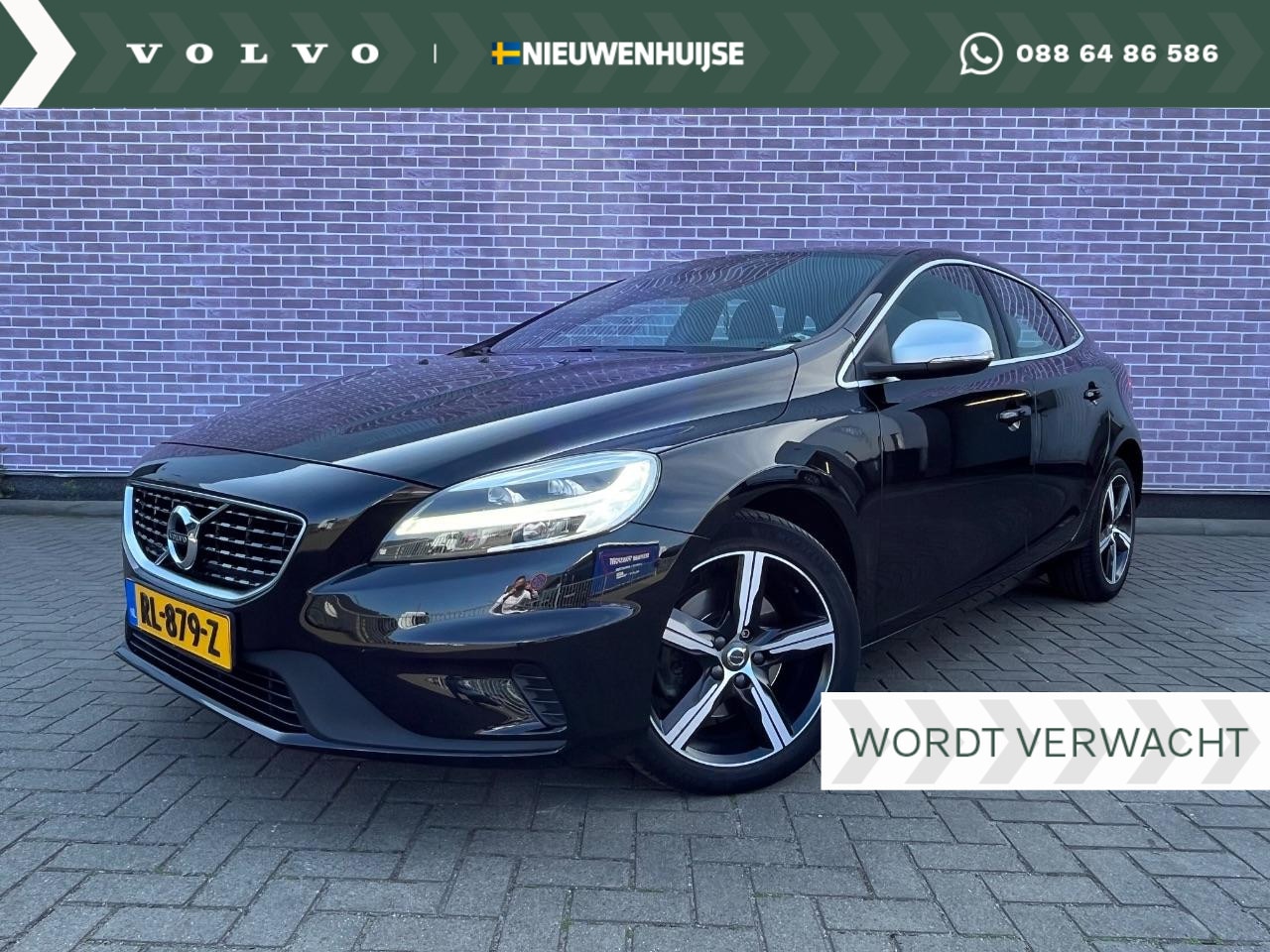 Volvo V40 - T4 190pk R-Design | Stoelverwarming | Navi | Parkeerverwarming met timer | 17" LM velgen | - AutoWereld.nl