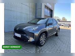 Toyota Yaris Cross - 1.5 Hybrid 115 Business Plus Navi|Carplay|PDC V+A|Dodehoek|Stoel en stuurverwarming|