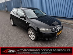 Audi A3 - 1.6 FSI Attraction Clima, Cruise control, Lichtmetalen velgen