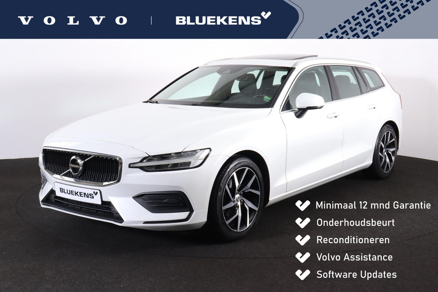 Volvo V60 - T4 Momentum Pro - Panorama/schuifdak - Verwarmde voorstoelen - Parkeercamera achter - Park - AutoWereld.nl