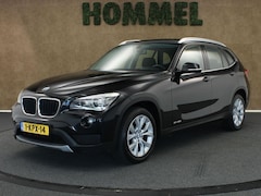 BMW X1 - sDrive20i Business - ORIGINEEL NEDERLANDSE AUTO - VASTE TREKHAAK (GEREMD 1.800 KG TREKGEWI