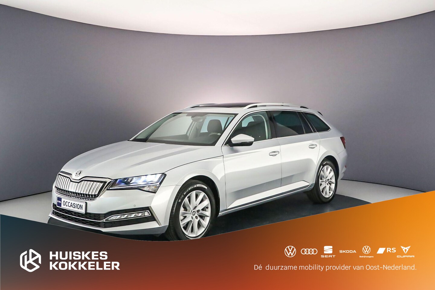 Skoda Superb Combi - Business Edition Plus 1.4 TSI PHEV 218pk DSG Automaat Panoramadak, Elektrische achterklep, - AutoWereld.nl