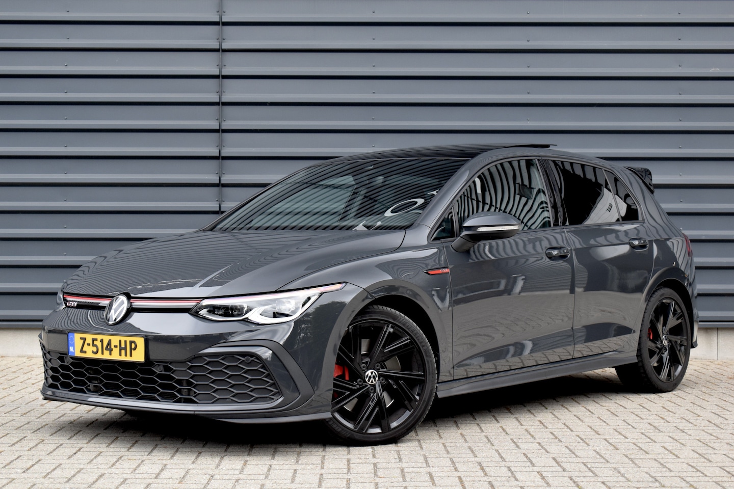 Volkswagen Golf - 2.0 TSI GTI | Schuif/Kanteldak | ACC | - AutoWereld.nl