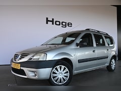 Dacia Logan MCV - 1.6-16V Lauréate 7 Persoons Airco Trekhaak All in Prijs Inruil Mogelijk