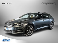 Skoda Superb Combi - 1.4 218pk TSI iV Sportline / 19inch Velgen / Trekhaak wegklapbaar / Achteruitrijcamera / V