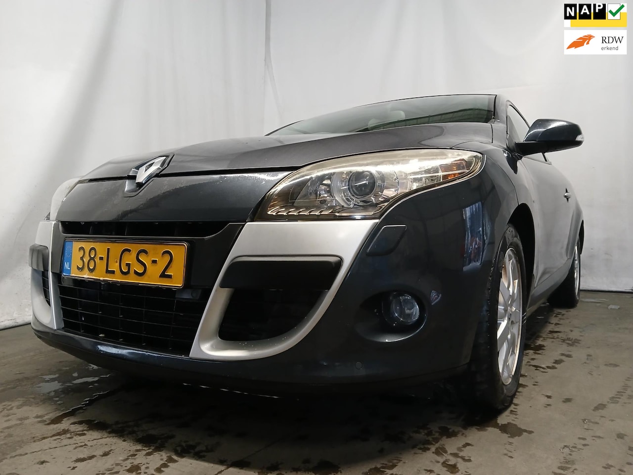 Renault Mégane Coupé - 1.4 TCe Privilège - Airco - Navi - AutoWereld.nl