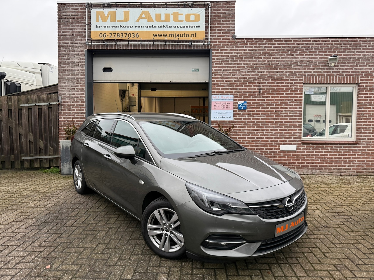Opel Astra Sports Tourer - 1.2 Edition 2020 navi*LED*PDC*stoel/stuurverwarming - AutoWereld.nl
