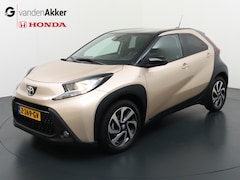Toyota Aygo X - 1.0 VVT-i MT Pulse Carplay/Android Auto Bi-Tone 4s banden rijklaarprijs