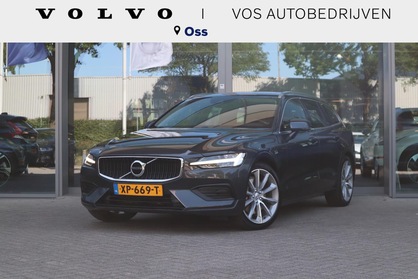 Volvo V60 - T5 Momentum | Stoelverwarming voor + achter| Stuurwielverwarming| Adaptieve Cruise Control - AutoWereld.nl