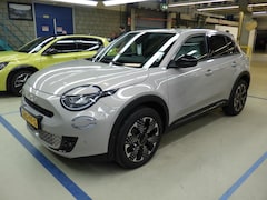 Fiat 600 - 1.2 Hybrid La Prima Automaat | Vol-Leder | Massage | Elektr. Achterklep | Achteruitrijcame