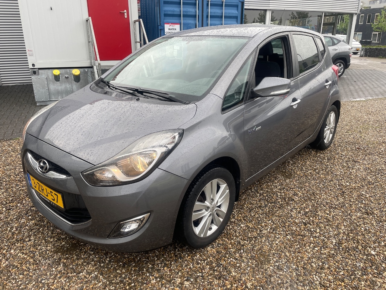 Hyundai ix20 - Hyundai 1.4i Go! VERWACHT| Cruise Control | Navigatiesysteem | Trekhaak (vast) - AutoWereld.nl