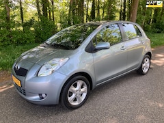 Toyota Yaris - 1.3 VVTi Luna MMT, 5 deurs automaat, airco, pdc