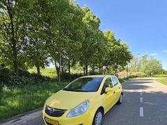 Opel Corsa - 1.2-16V Essentia