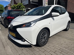 Toyota Aygo - 1.0 VVT-I X-PLAY