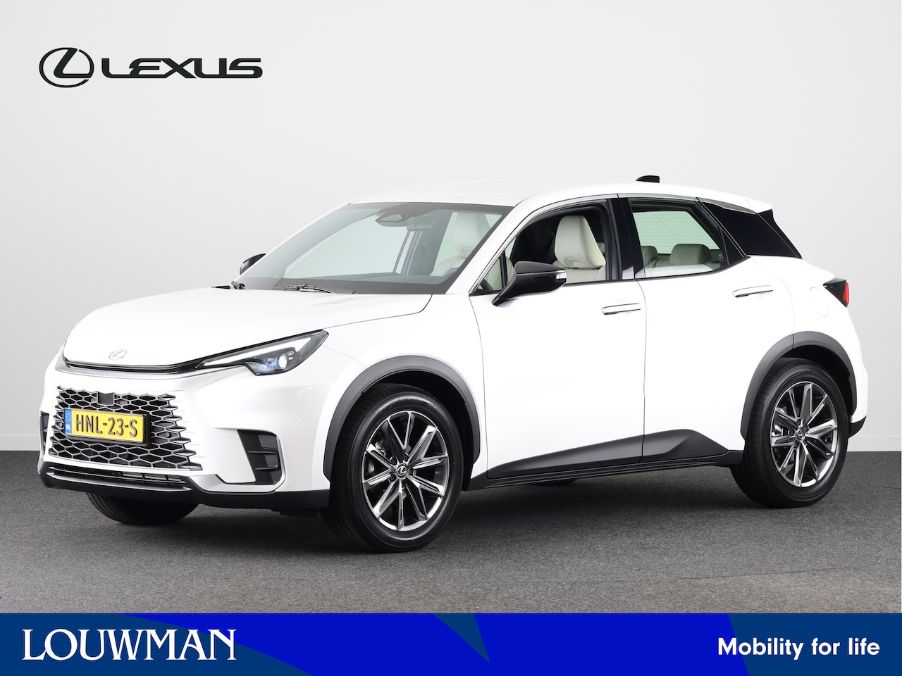 Lexus LBX - 2WD Elegant + Tech Pack | Verwarmde voorstoelen | Navigatie | Apple Carplay /- Android Aut - AutoWereld.nl