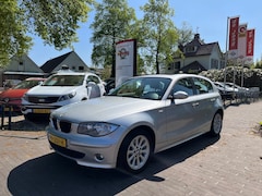 BMW 1-serie - 116I EXECUTIVE / SCHUIFDAK / STOELVERW. / AIRCO-ECC / PDC