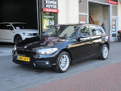 BMW 1-serie - 116d Sport Automaat Clima Stoelverwarming PDC