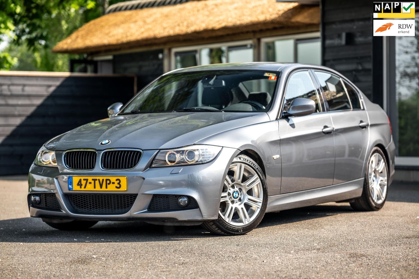 BMW 3-serie - 318i M-Sport NL-Auto I NAP I M-Sportpakket af-fabriek I Climate I Cruise I Xenon I Sportst - AutoWereld.nl