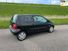 Renault Twingo - 1.2-16V Privilège