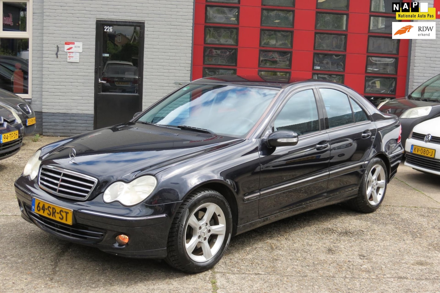 Mercedes-Benz C-klasse - 200 CDI Avantgarde 200 CDI Avantgarde ,AUTOMAAT , AIRCO, NAVI - AutoWereld.nl
