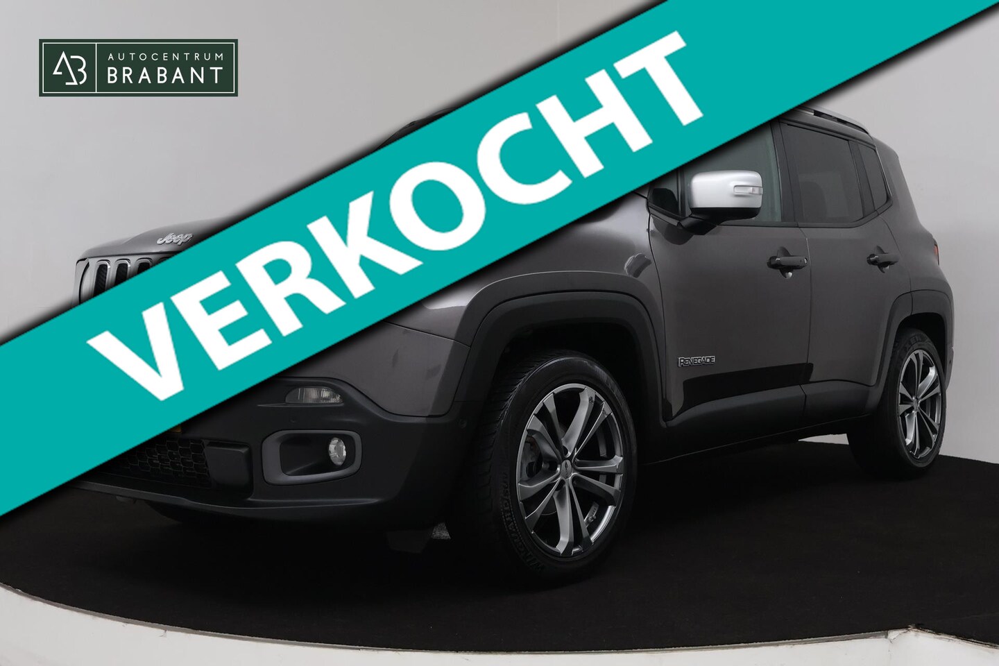 Jeep Renegade - 1.4 MultiAir Limited (PANORAMADAK, CLIMA, NAVIGATIE, PARKEERSENSOREN, STUURBEDIENING) - AutoWereld.nl