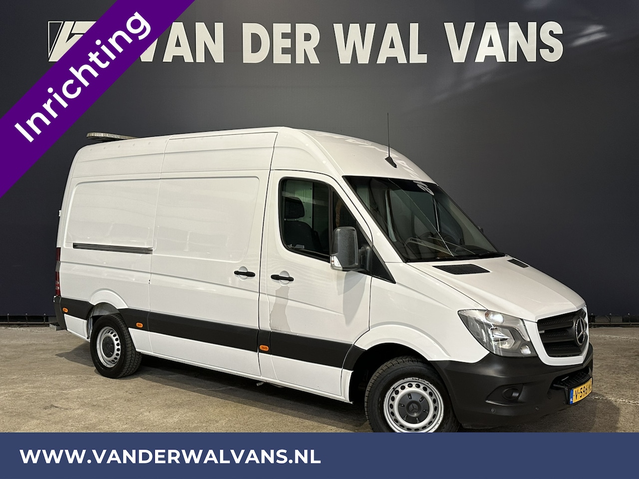 Mercedes-Benz Sprinter - 316 CDI 164pk L2H2 inrichting Euro6 Airco | Parkeersensoren | 2800kg Trekhaak Cruisecontro - AutoWereld.nl