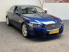 Jaguar XE - 2.0 Portfolio LEDER NAVIGATIE CRUISE CONTROL GLAZEN SCHUIF/KANTELDAK KEYLESS GO RIJSTROOKS