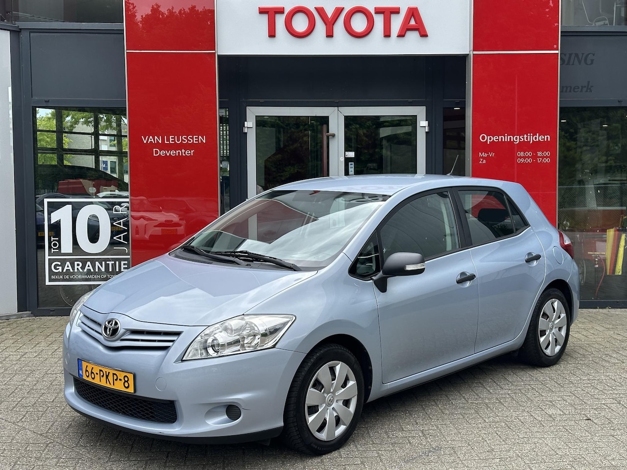 Toyota Auris - 1.6 Comfort AIRCO TREKHAAK RADIO NL AUTO - AutoWereld.nl