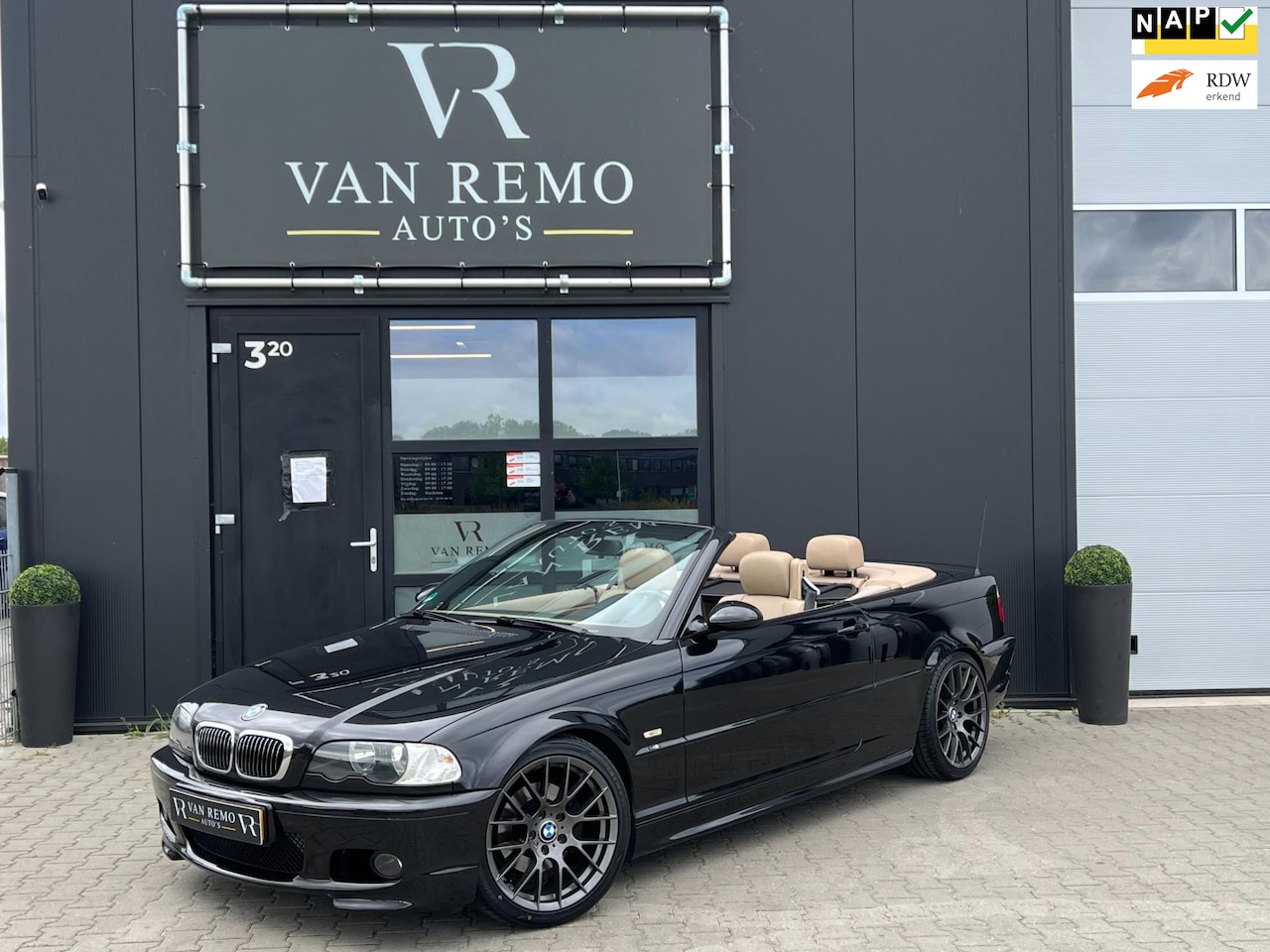 BMW 3-serie Cabrio - 325Ci Executive Aut|M Pakket |Climate|Cruise|Navi|Orig NL|Nap! - AutoWereld.nl