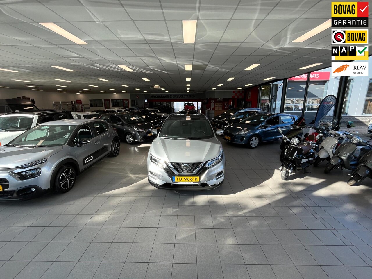 Peugeot 208 - 1.2 PureTech Active navi Bovag rijklaarprijs ! - AutoWereld.nl