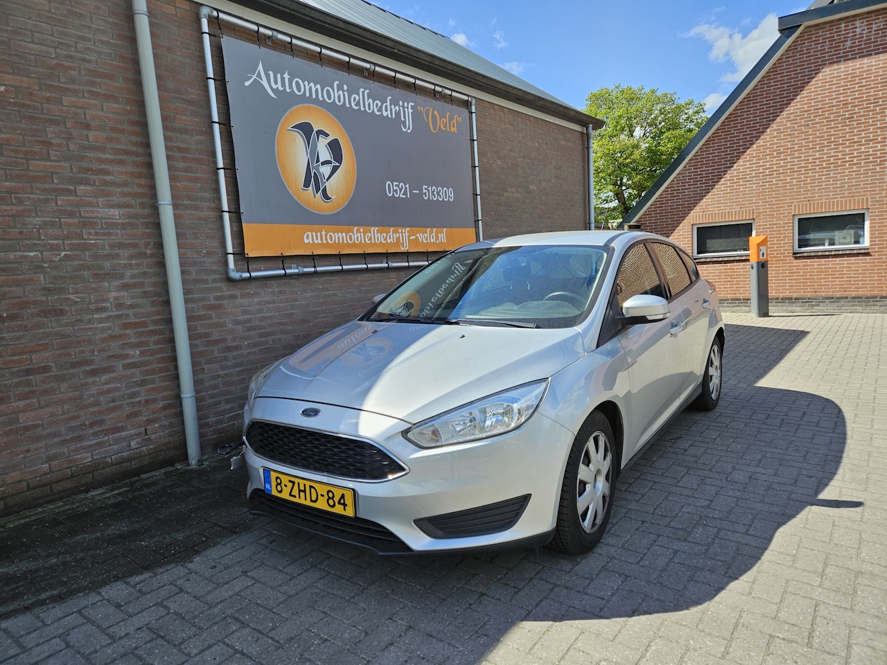 Ford Focus - 1.0 Trend Edition 1.0 Trend Edition (koppeling defect) - AutoWereld.nl