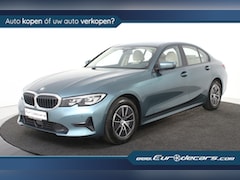 BMW 3-serie - 318i Luxury *1ste Eigenaar*Leer*Navigatie*Stoelverwarming*Parkassist