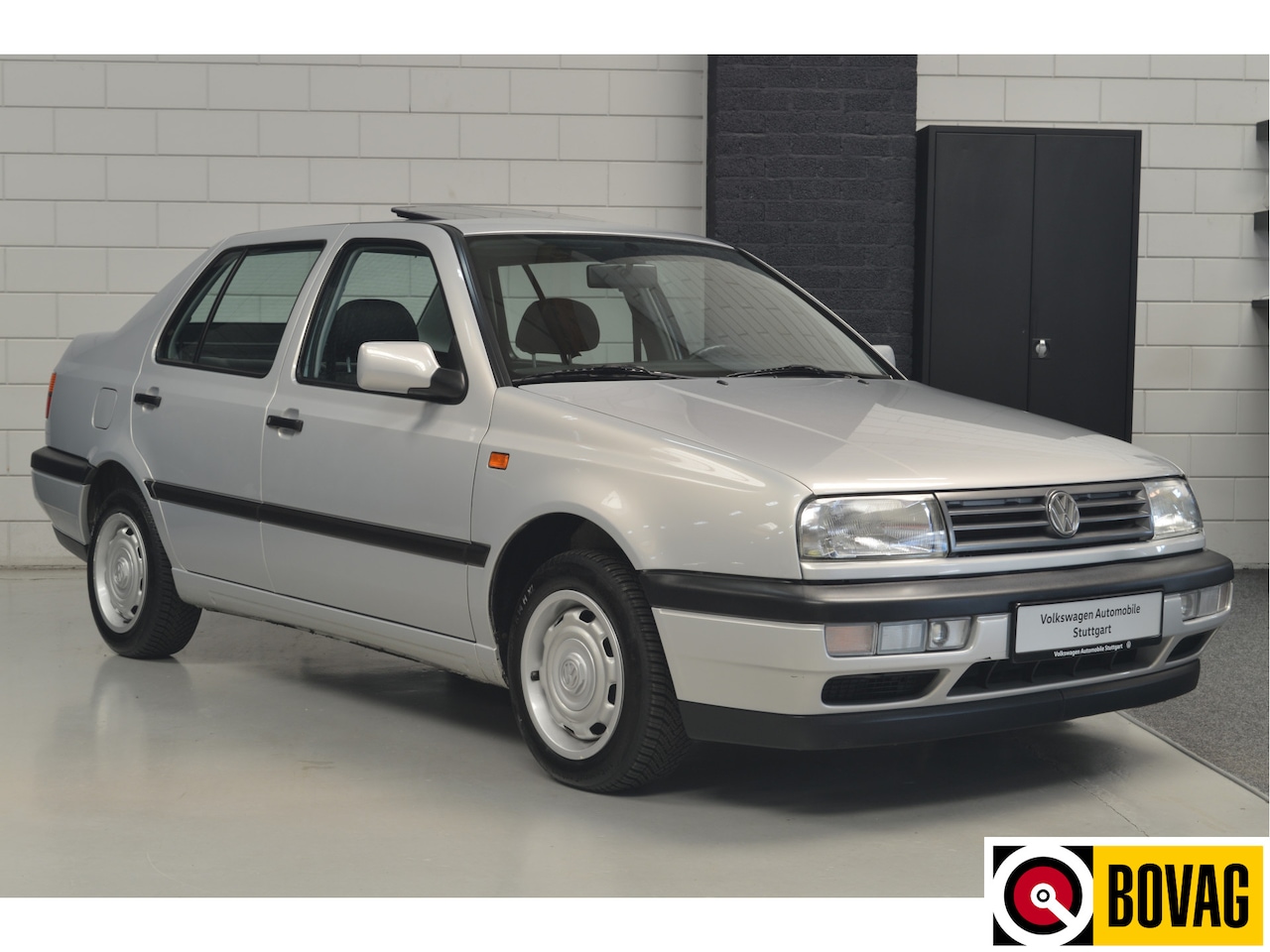Volkswagen Vento - 1.8 GL // 46.000 km // LEDER  // OPEN DAK // COLLECTERS ITEM // - AutoWereld.nl