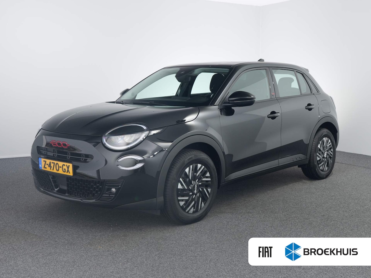 Fiat 600e - Fiat RED 54 kWh 3 Fase | Navigatie by App | Parkeersensoren | Cruise Control | Full-LED | - AutoWereld.nl