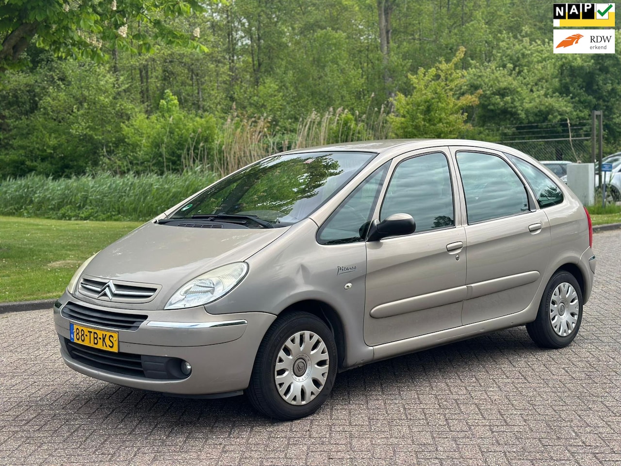 Citroën Xsara Picasso - 1.6i-16V Caractère/INRUIKKOOPJE/AIRCO/PARKEERSENS ACHTER - AutoWereld.nl