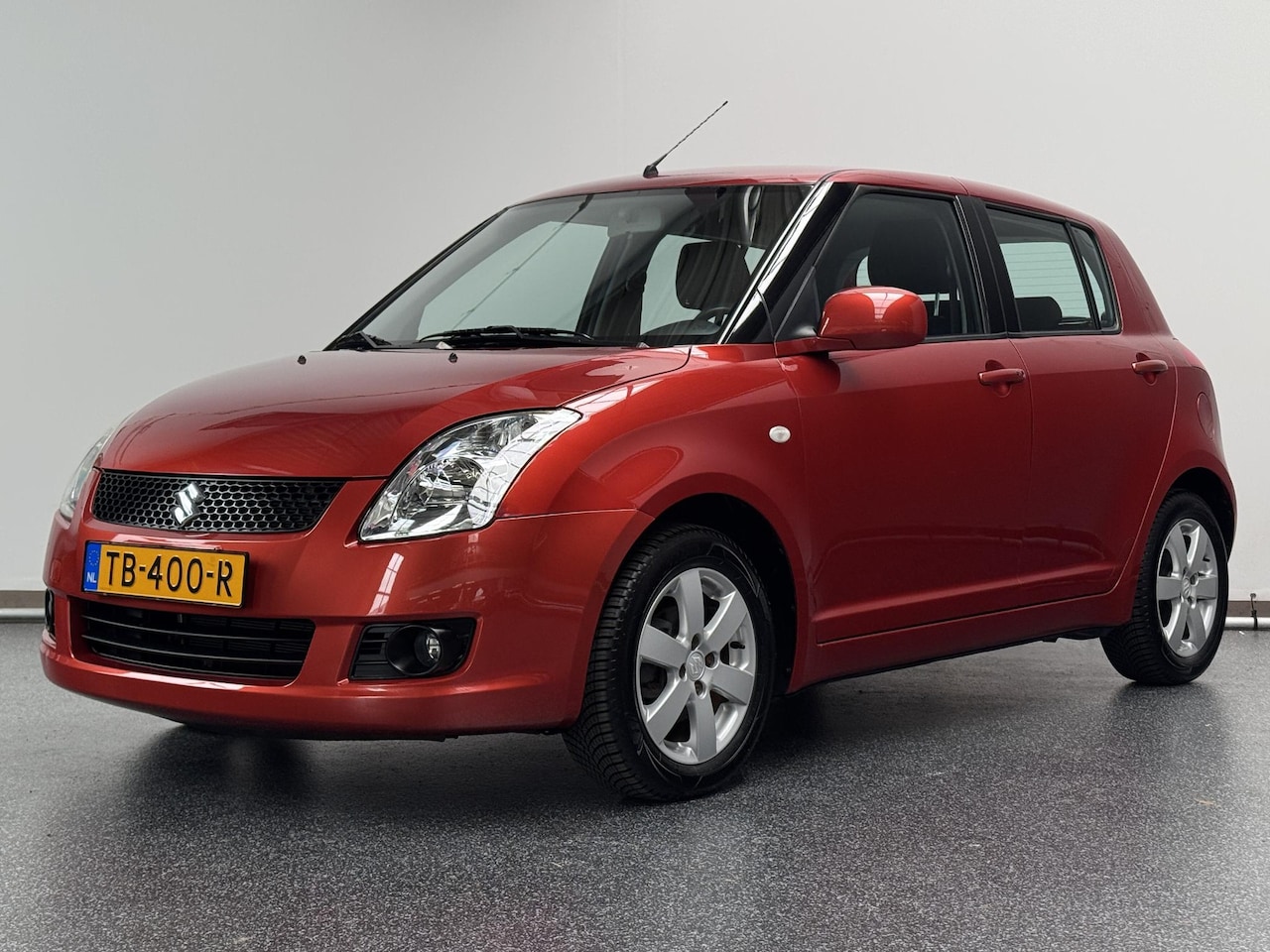 Suzuki Swift - 1.3 Comfort | Automaat | 5 Deurs | Airco | - AutoWereld.nl