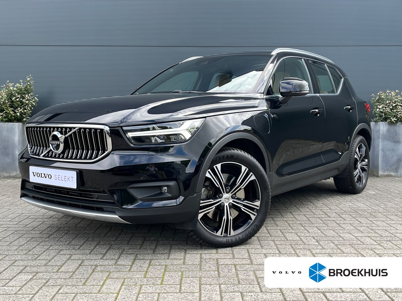 Volvo XC40 - 1.5 T5 Recharge Inscription | Panoramadak | Harman/Kardon | Trekhaak | Leder | - AutoWereld.nl