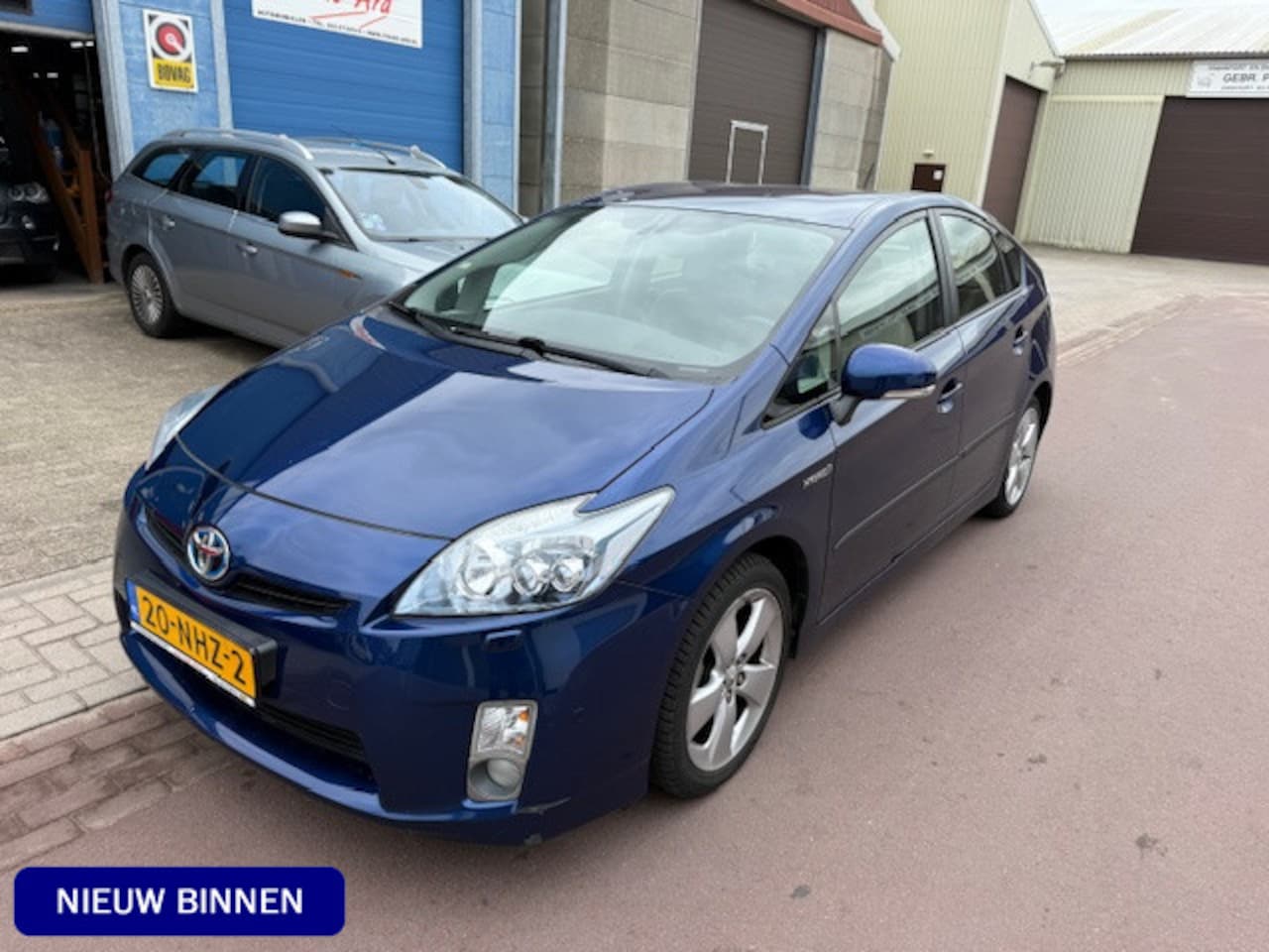 Toyota Prius - 1.8 Dynamic 2010 Navigatie 220.454km 17" LMV Leuke en goede auto van de 2e eigenaar. - AutoWereld.nl