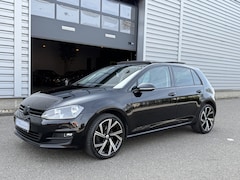 Volkswagen Golf - 1.4 TSI Panodak|Cruis|PDC|Media|LED Zwart