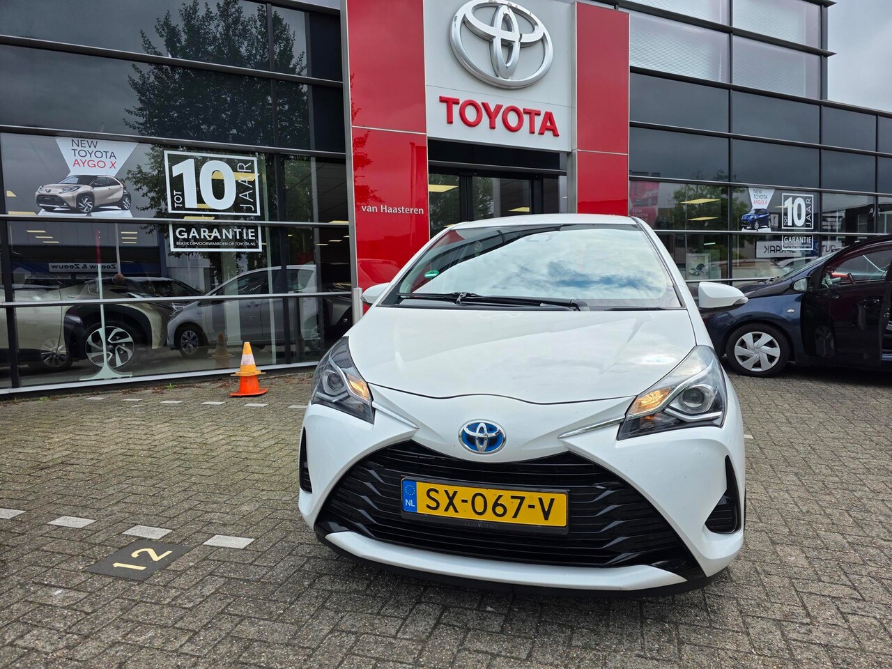 Toyota Yaris - 1.5 Hybrid 100pk 5D CVT Energy - AutoWereld.nl