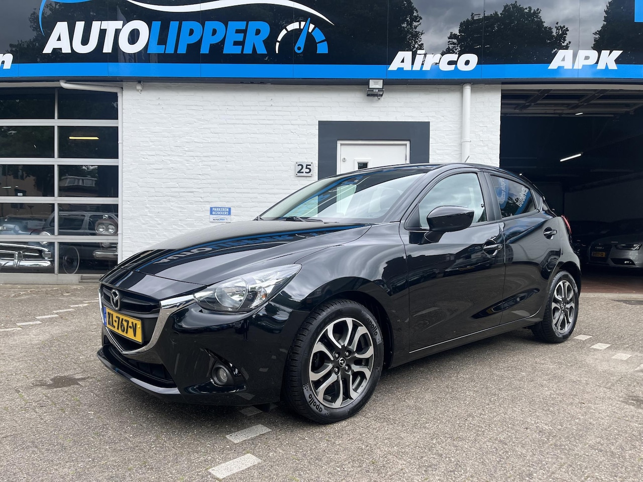 Mazda 2 - 1.5 Skyactiv-G GT-M Line /Lm velgen/All season banden/Navigatie - AutoWereld.nl