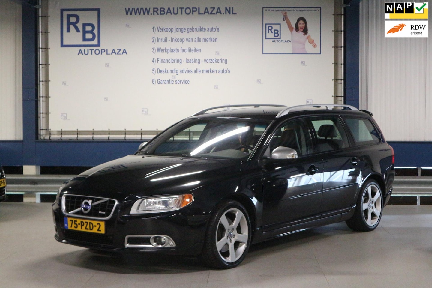Volvo V70 - 2.0T R-Edition / 2e EIG / DEALER ODH / NAP / KEURIGE CONDITIE ! ! ! - AutoWereld.nl