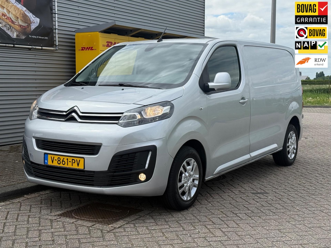 Citroën Jumpy - 2.0 BlueHDI 120PK Business BJ 2018 Airco Navigatie LED Pdc Camera - AutoWereld.nl