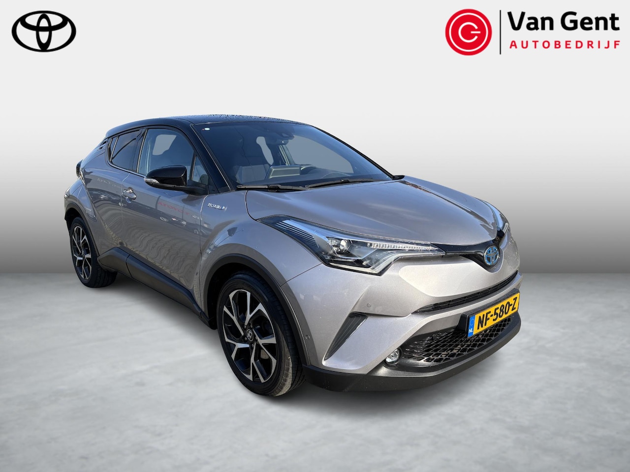 Toyota C-HR - 1.8 Hybrid Bi-Tone Plus | Dodehoek | JBL - AutoWereld.nl